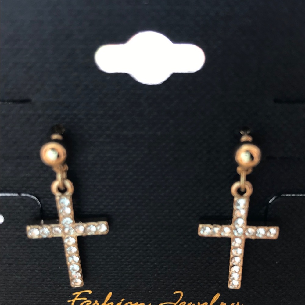 Jewelry - Picture 4 of 10